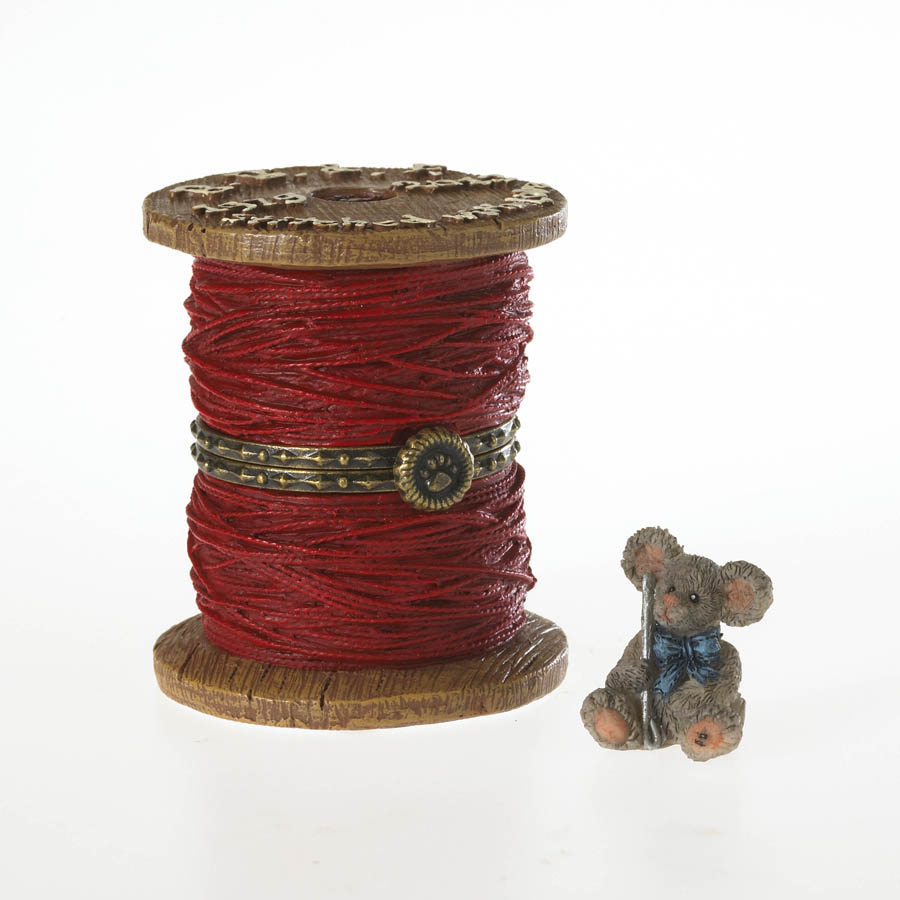 Peg's Spool of Thread with Stitch McNibble