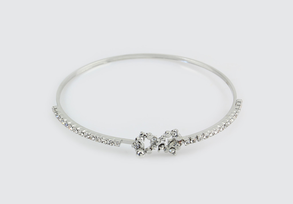 Stackable Silver Clasp Bracelet