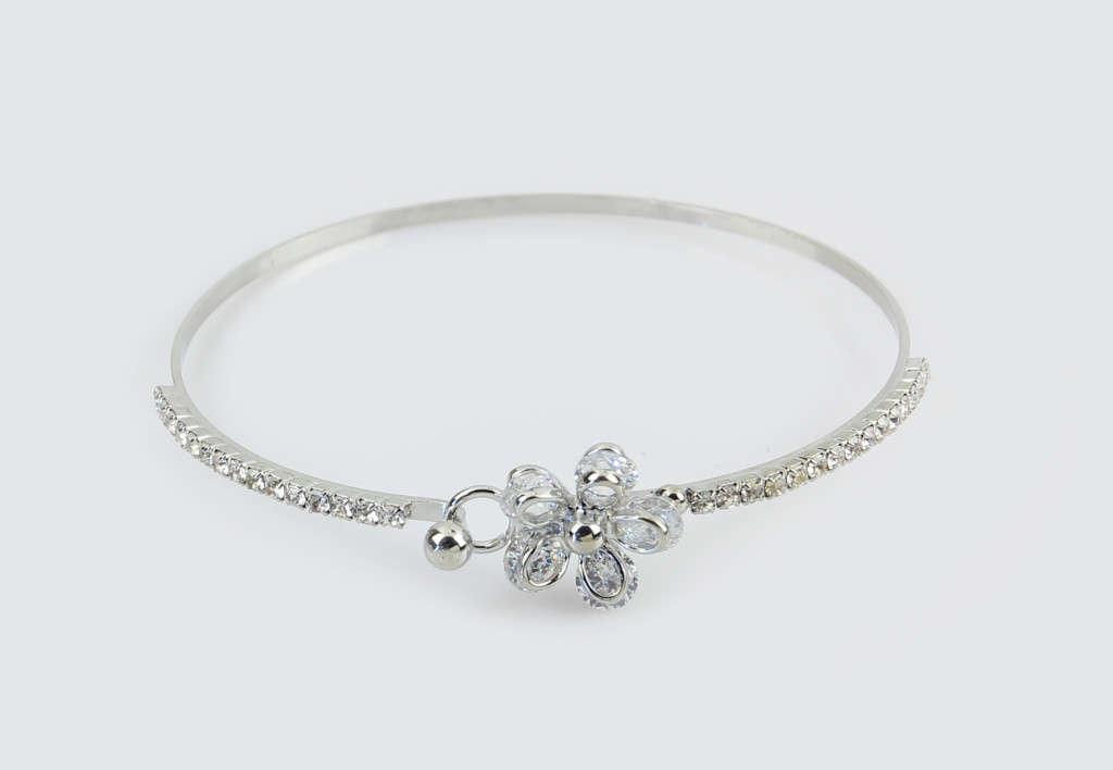 Stackable Silver Clasp Bracelet